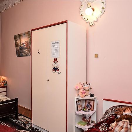 Vip-Apartments Angel Palas Černivci Esterno foto