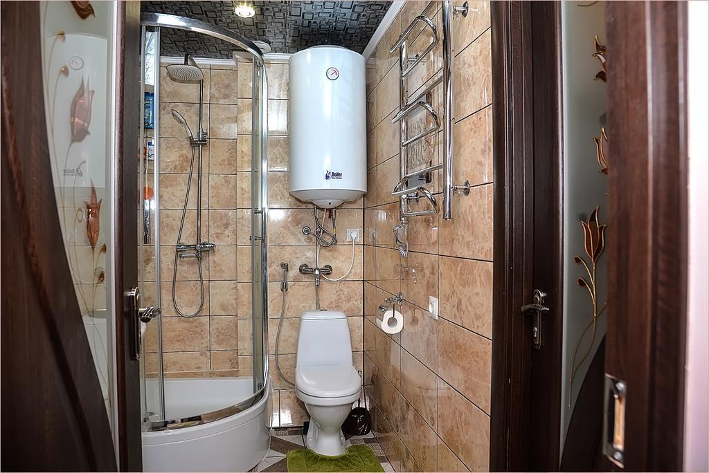 Vip-Apartments Angel Palas Černivci Esterno foto